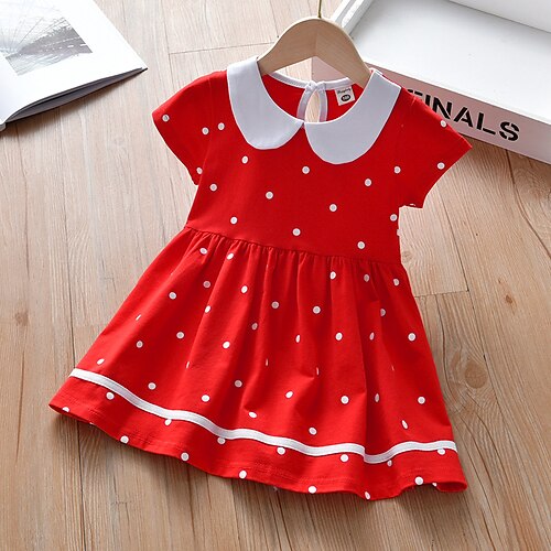 White-collar skirt with red dots one size smaller)