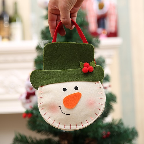 Q version gift bag snowman