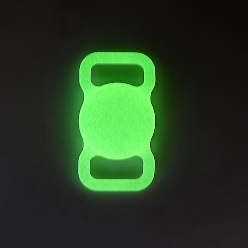 Luminous green