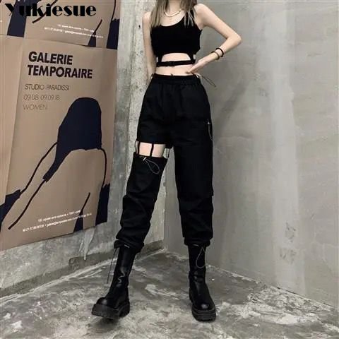 852 black